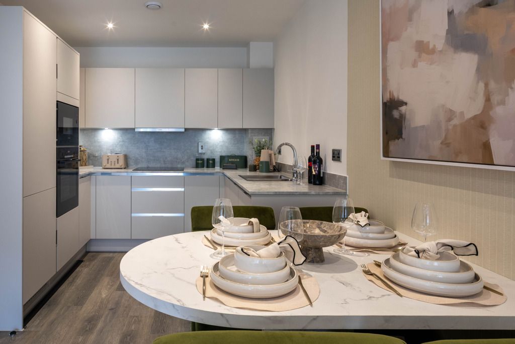 Property photo 3 of 8 26.05.15 Cside South Oxhey One Bed Apt-17-Hdr