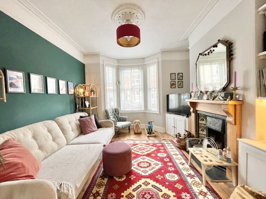 Property photo 2 of 17 Photo 2