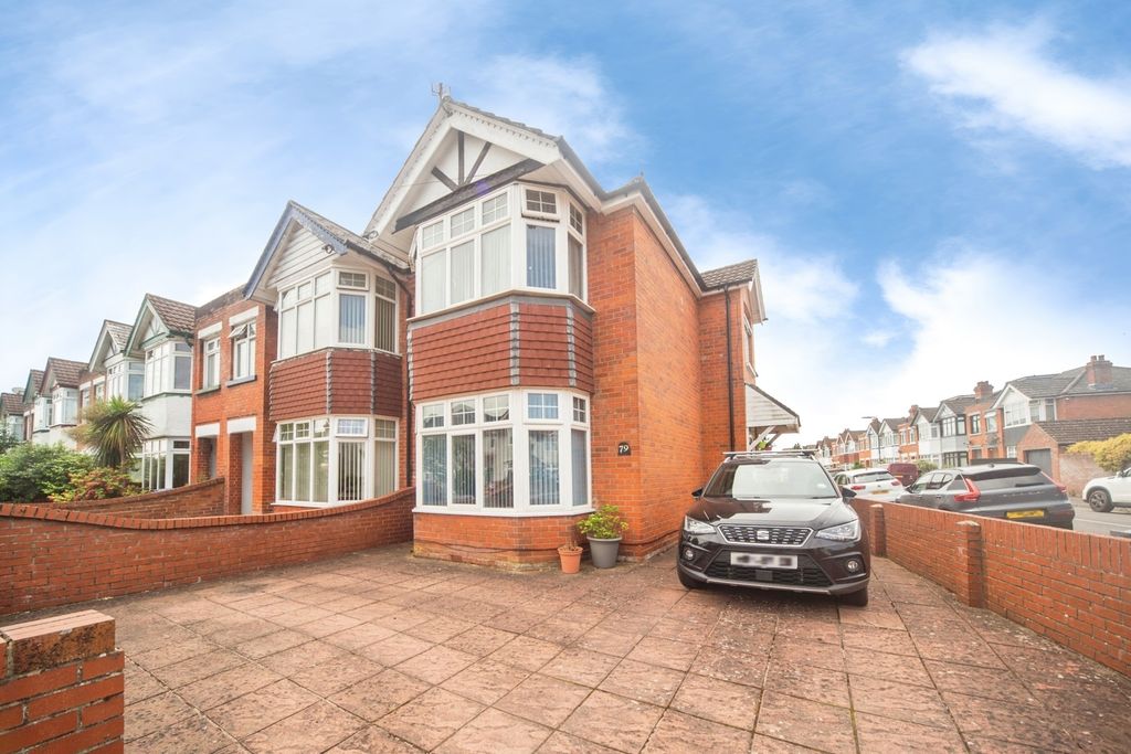 Property photo 1 of 20 Pbox-Img.Jpg