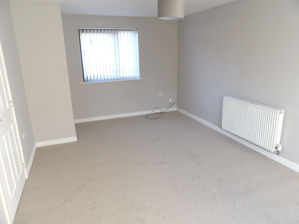 Property photo 3 of 17 Photograph 3