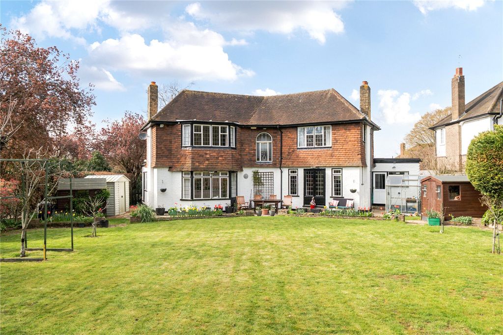 Property photo 2 of 19 Picture No. 21