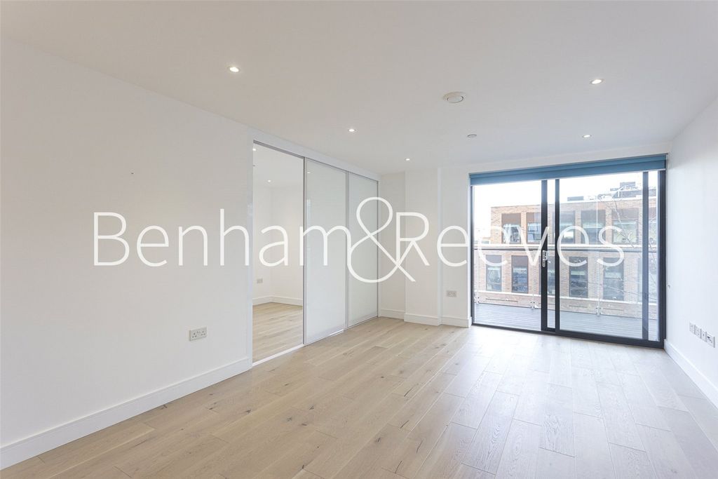 Property photo 2 of 11 Picture No. 07