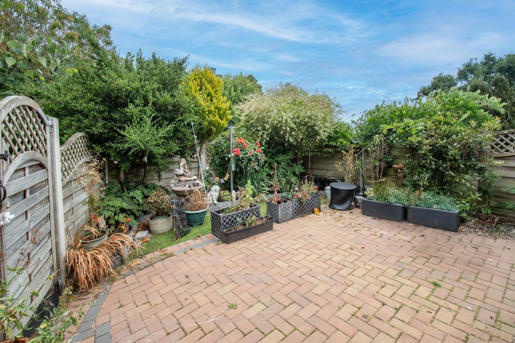 Property photo 2 of 14 Picture No. 02