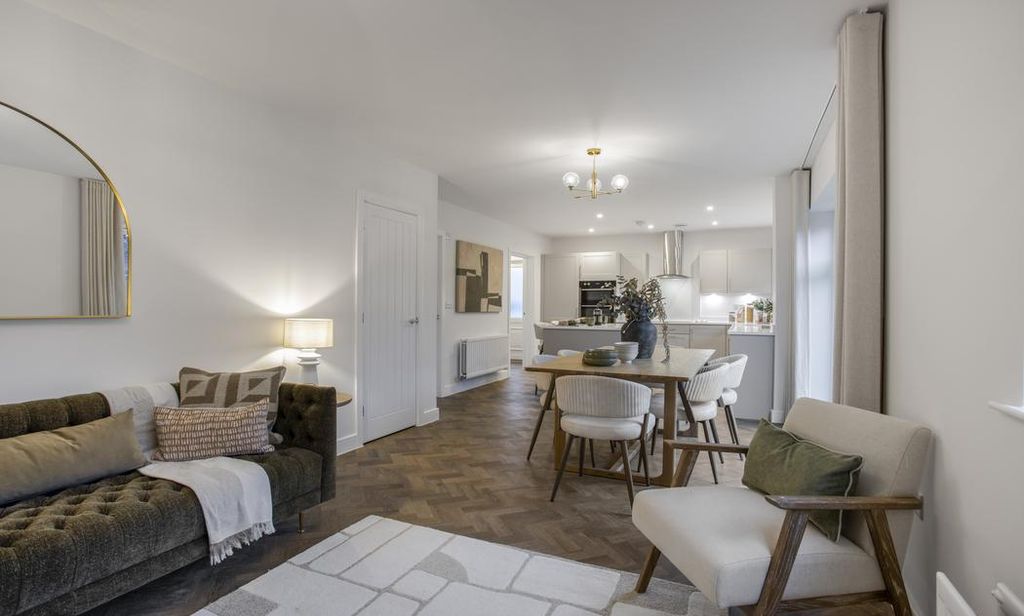Property photo 2 of 8 Dandara - Zoopla -
