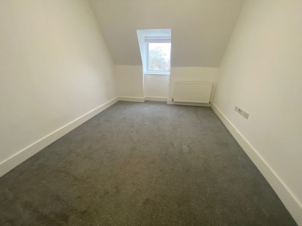 Property photo 2 of 6 1