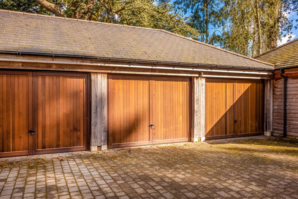 Additional image 31 of 2 bed flat for saleBirmingham Road Hatton Warwick, Warwickshire CV35