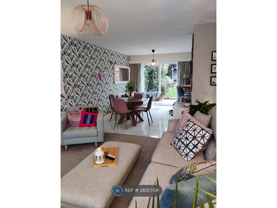 Property photo 1 of 15 Open Plan Lounge / Diner