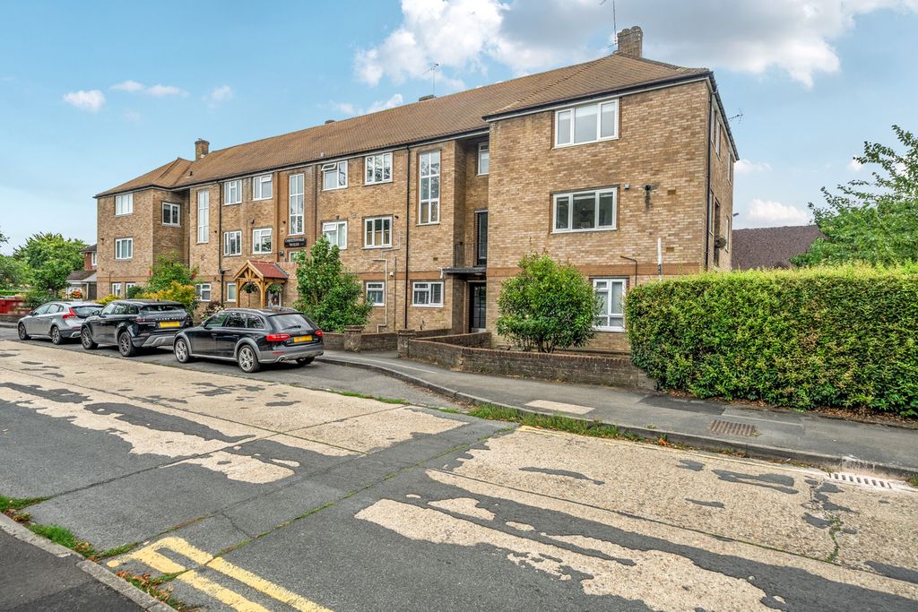 Property photo 1 of 19 1334354-3-6890B71...