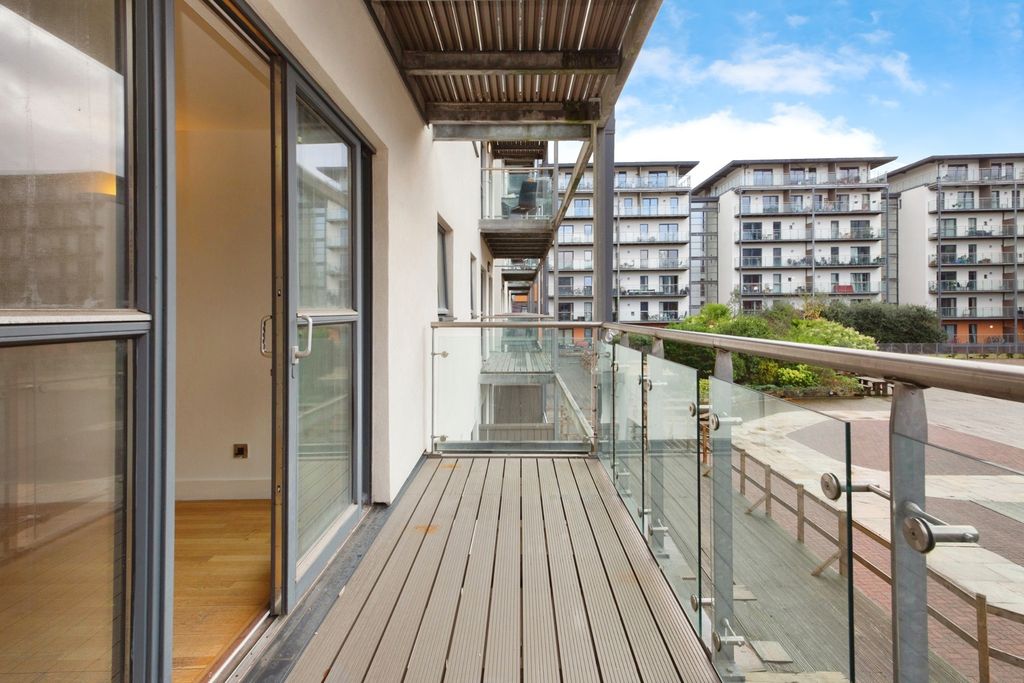 Property photo 3 of 14 Photo