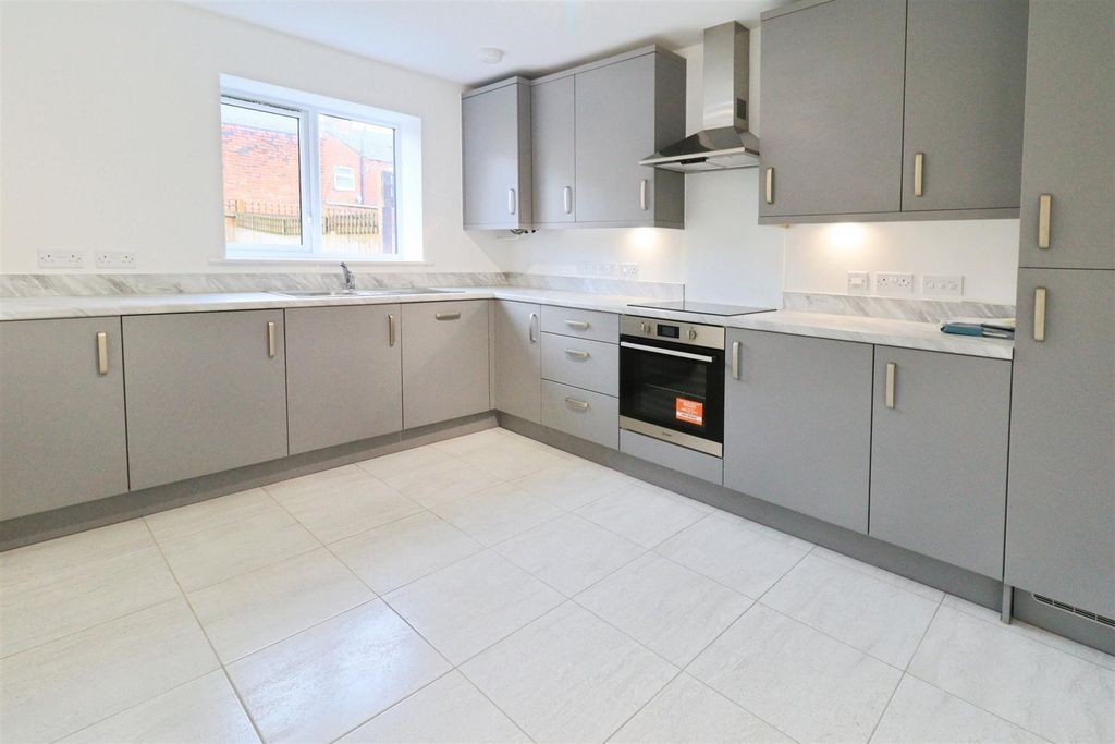 Property photo 2 of 22 8c180Be6-Img_8679.Jpg