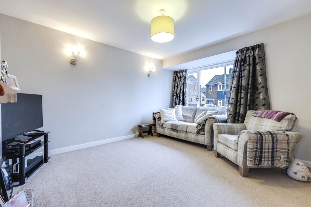 Property photo 3 of 16 Picture No. 04