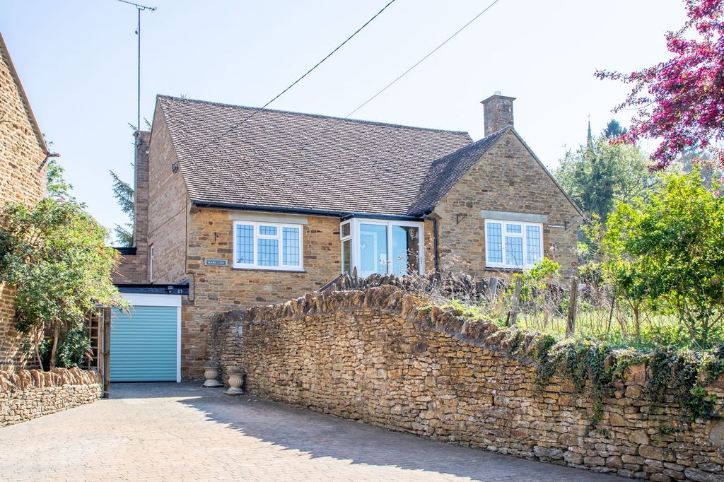 Property photo 1 of 21