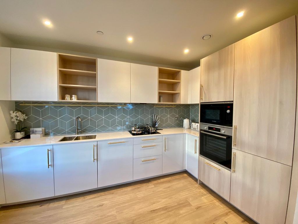 Property photo 2 of 9