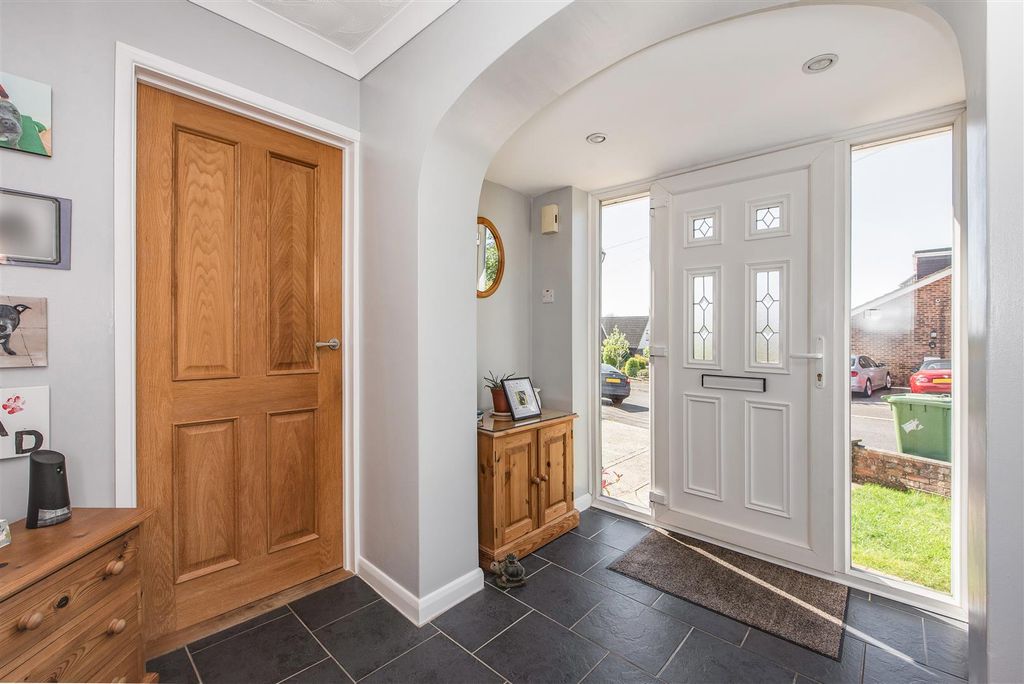 Property photo 3 of 21 Ph12_6534964 Copy.Jpg