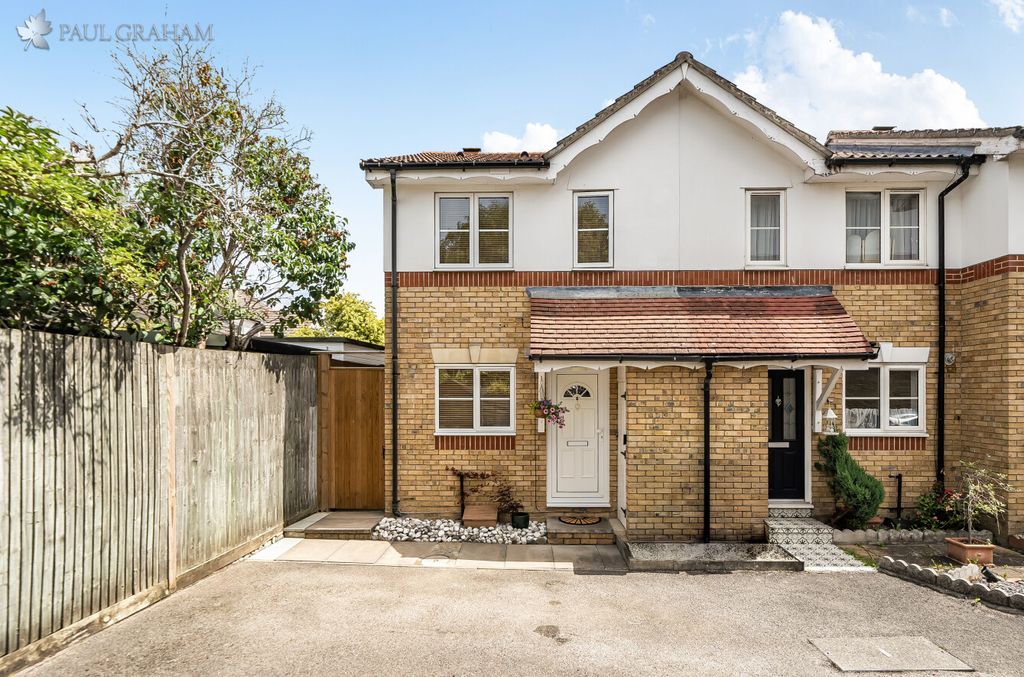 Property photo 1 of 15 Acf6123F-875A-4A2B-Ad49-Dd946E2Ef9ba