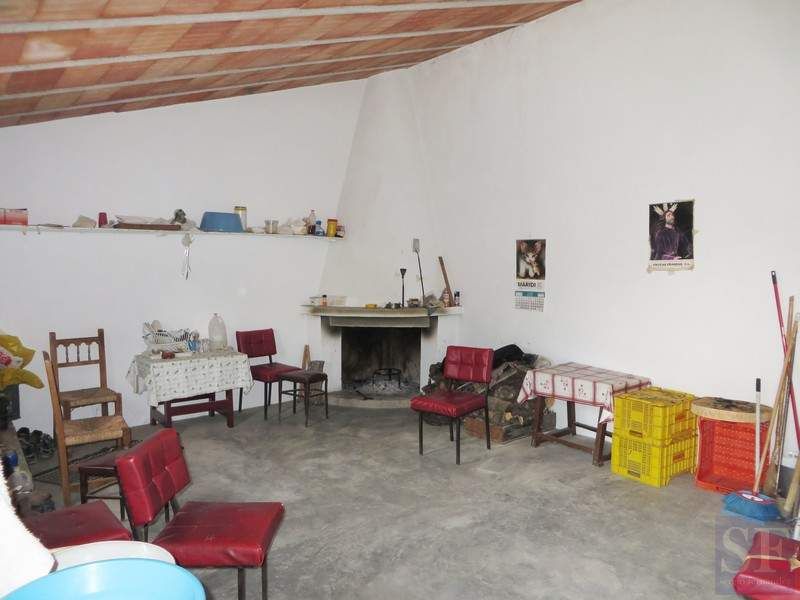 Property photo 3 of 19