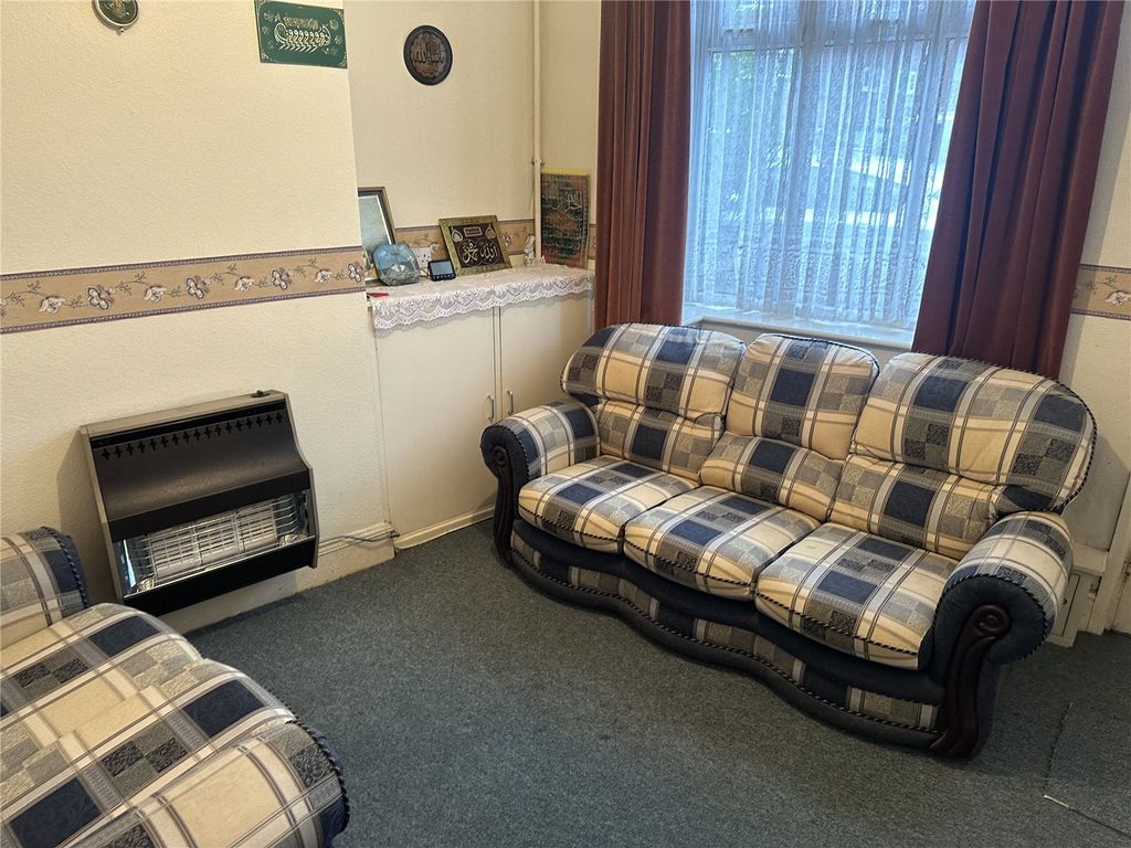Property photo 2 of 13 Picture No. 05