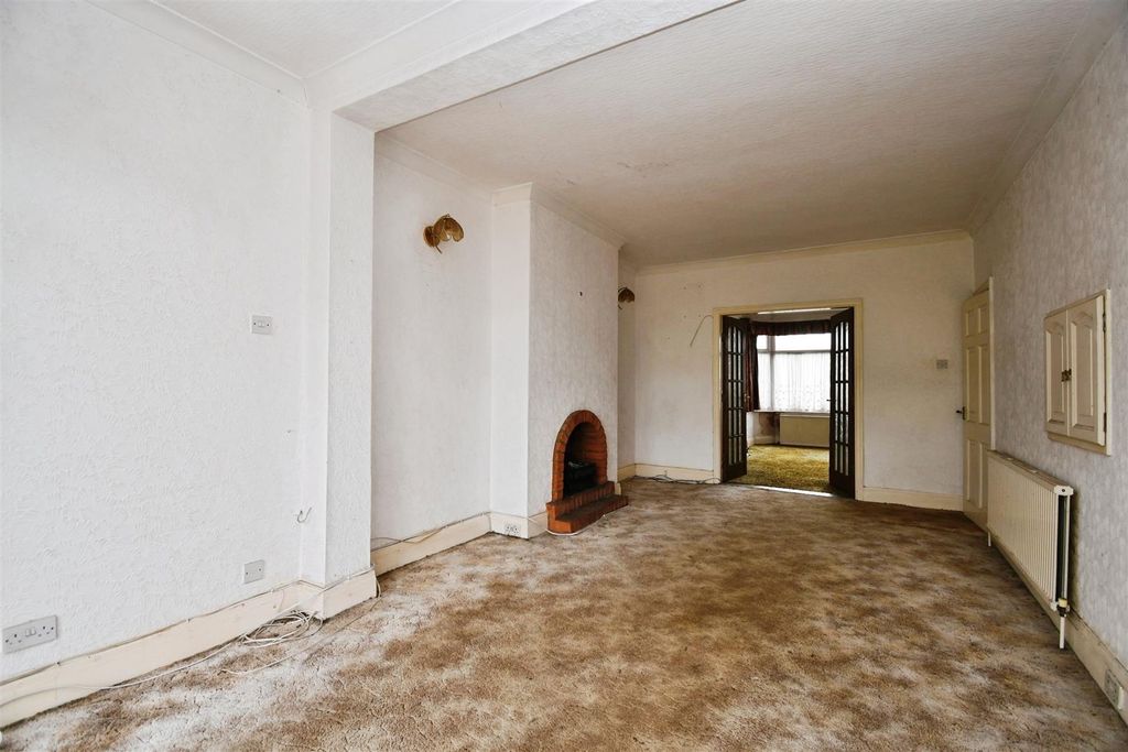 Property photo 2 of 18 72634A65-U 20 286 29.Jpg