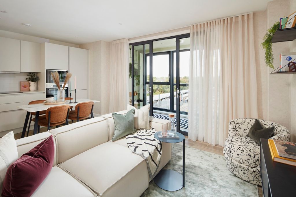 Property photo 1 of 13 Show Home Photography