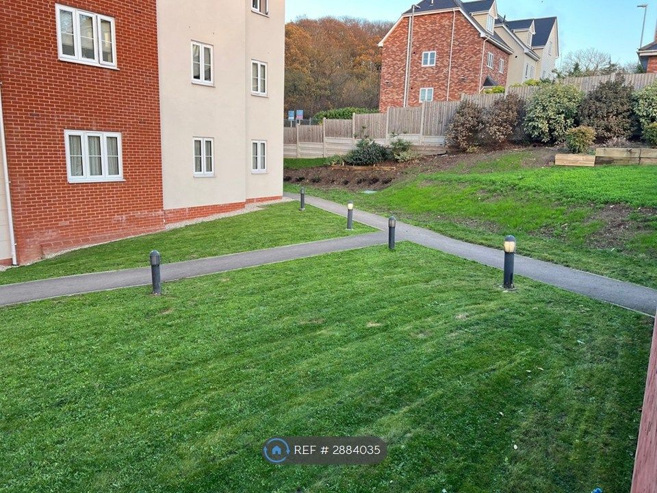 Property photo 1 of 35