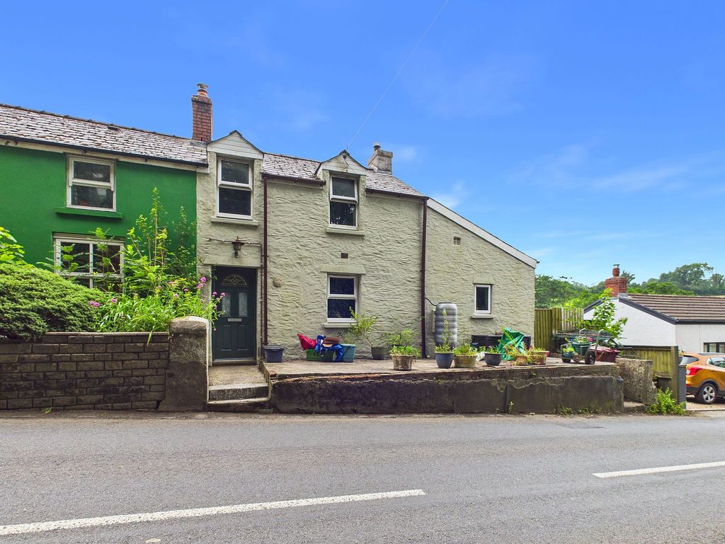 Property photo 1 of 32