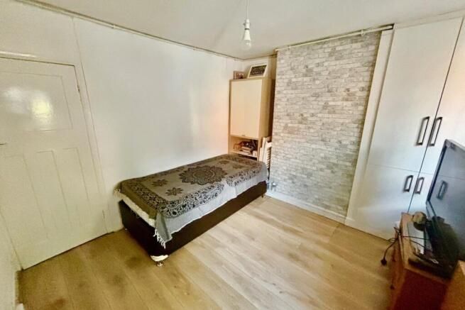 Property photo 2 of 7 6074