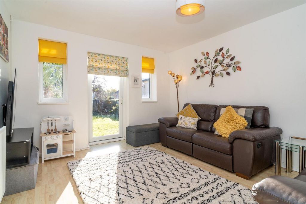 Property photo 2 of 13 Reception Room