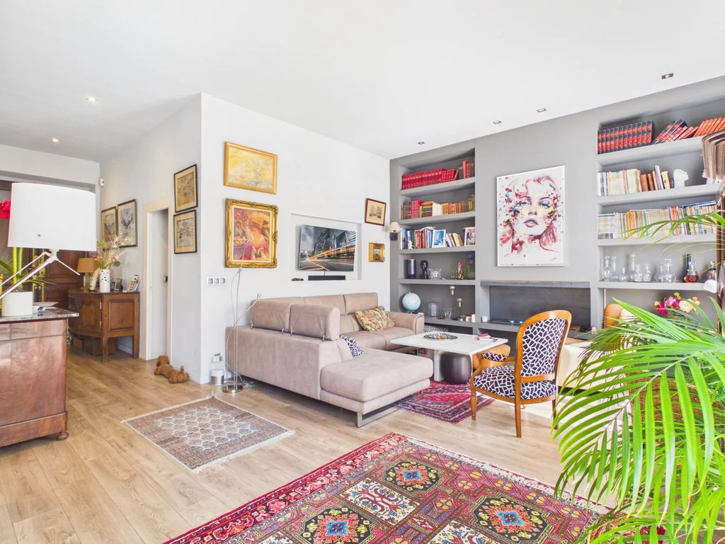 Property photo 2 of 23 Fc650d60d144889F756Def46E03De438_Da4Fc72Bb6_1920-Big