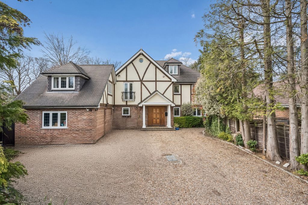 Property photo 1 of 19