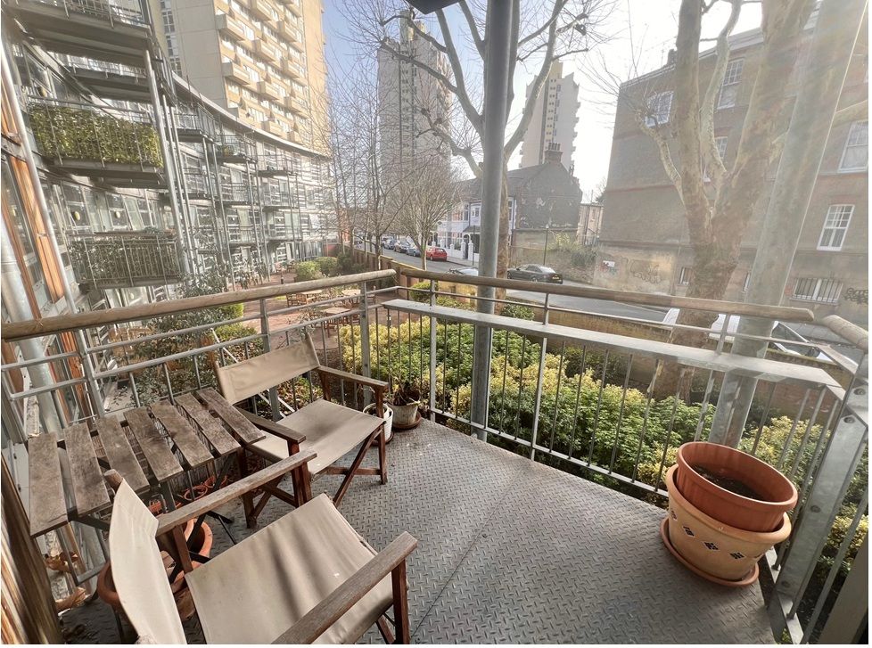 Property photo 3 of 14 Balcony