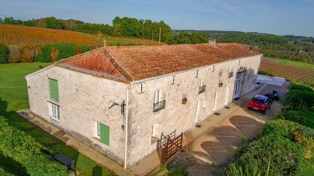 Property photo 1 of 31