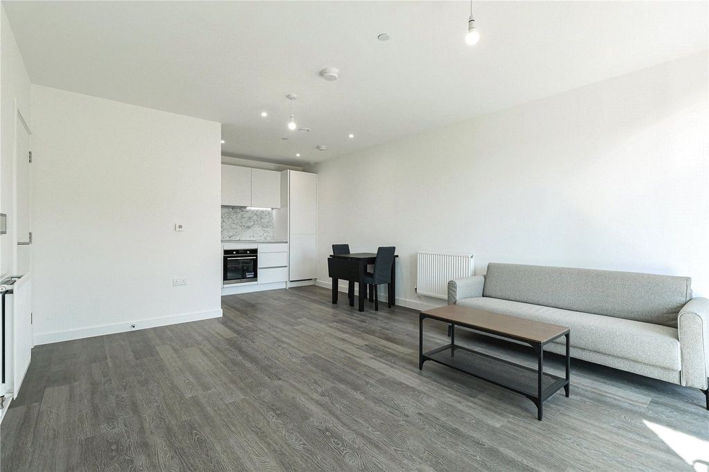 Property photo 1 of 17 Picture No. 09
