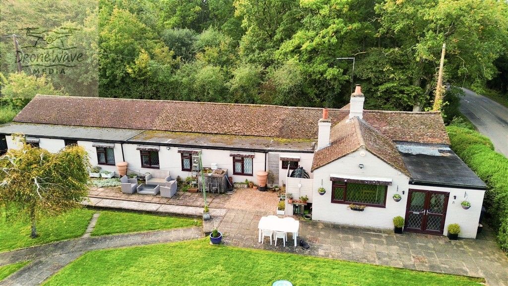 Property photo 1 of 19 Front