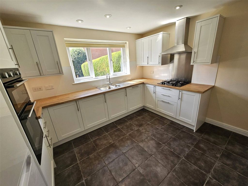 Property photo 3 of 21 Picture No. 07