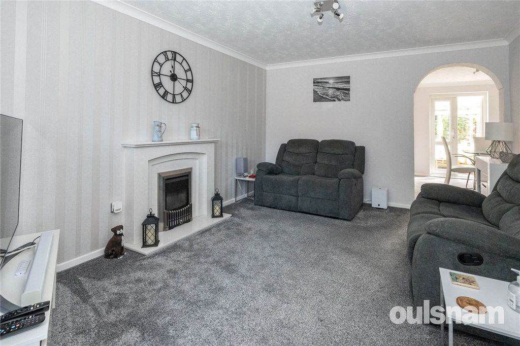 Property photo 2 of 19 Picture No. 03