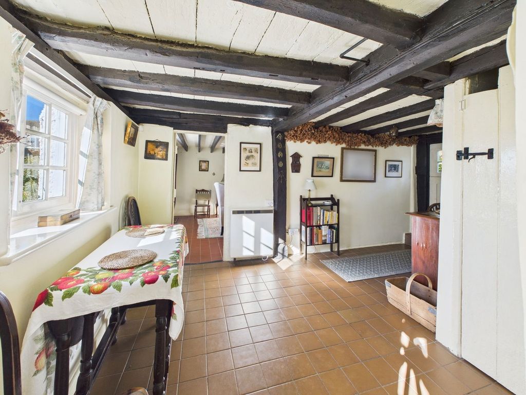 Property photo 3 of 27