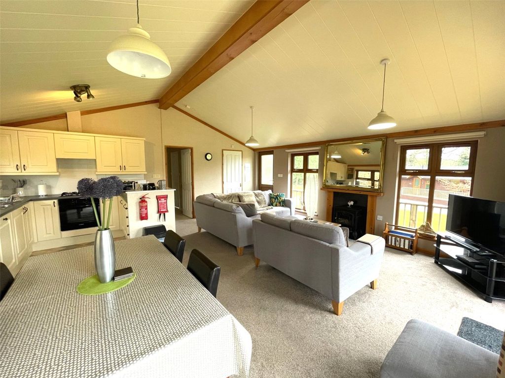 Property photo 3 of 17 Picture No. 03