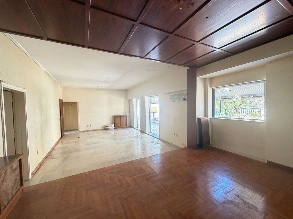 Property photo 3 of 25