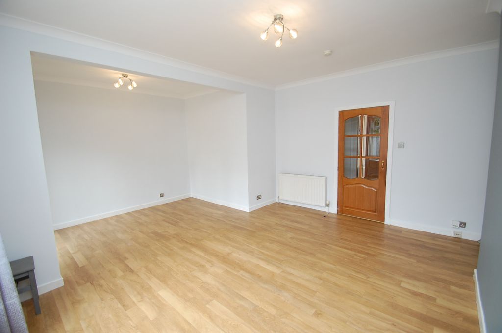 Property photo 3 of 19 5476492