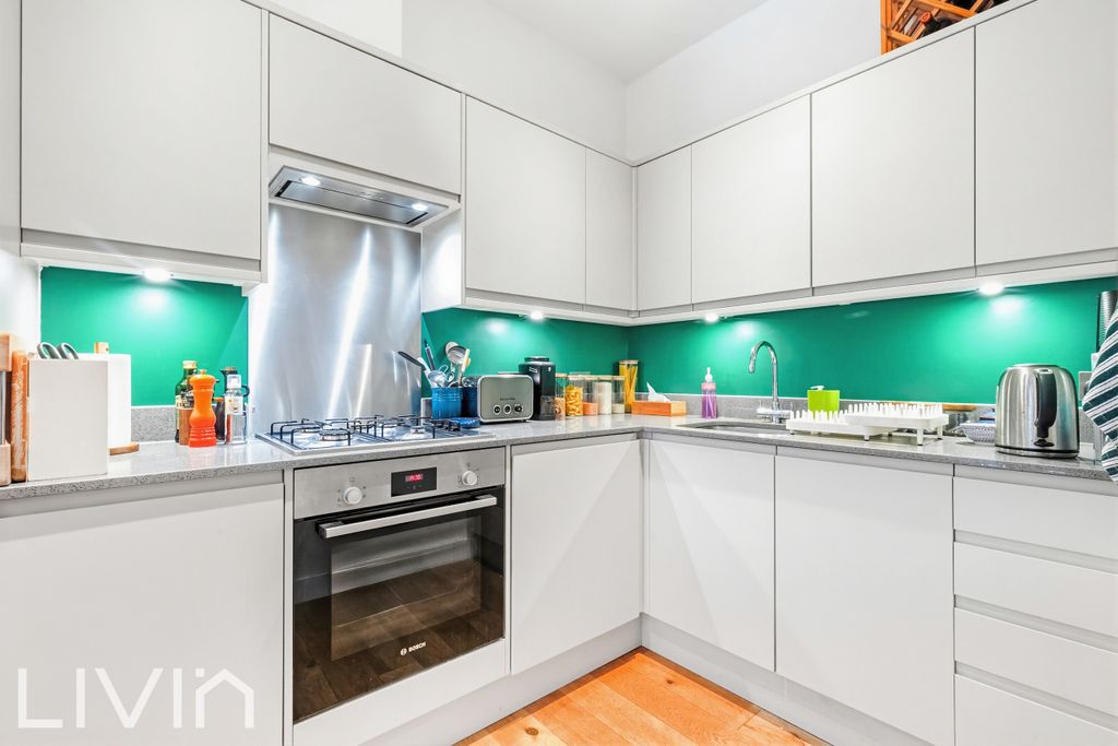 Property photo 3 of 8 Photo 3