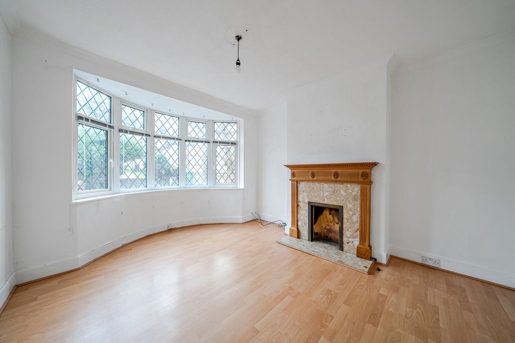 Property photo 2 of 18 Reception