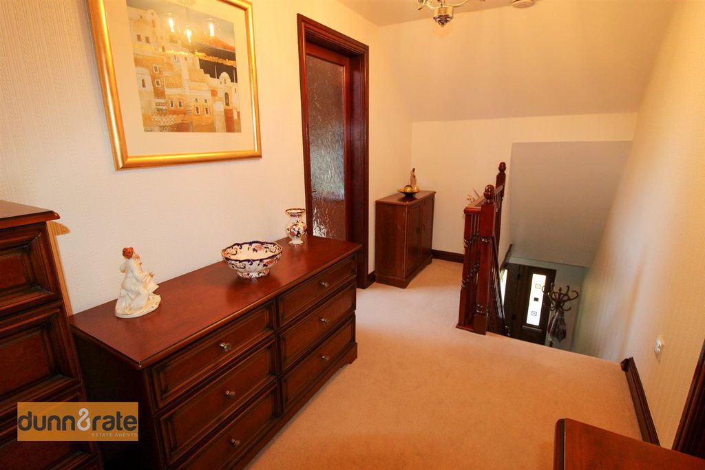 Property photo 2 of 33 Img_9126.Jpg