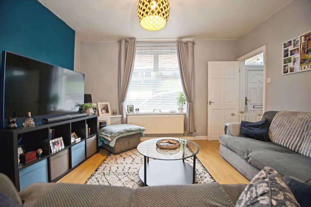 Property photo 2 of 21