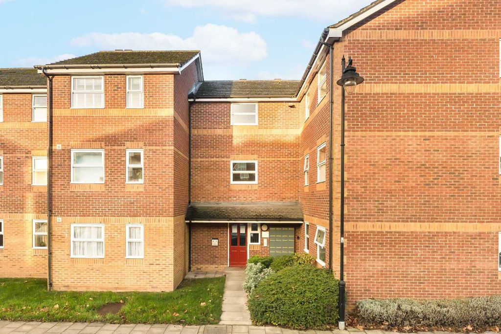 Property photo 2 of 6