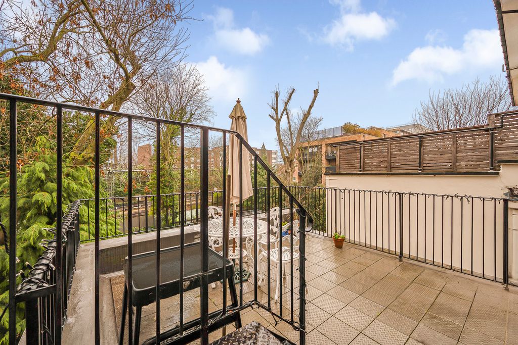 Property photo 1 of 12 Picture No. 03