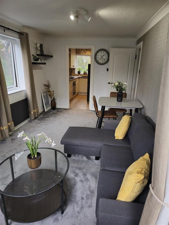 Property photo 3 of 8 Pro-Tmjzq8G0.Jpeg