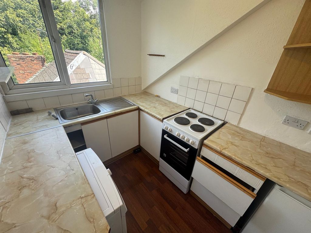 Property photo 3 of 4