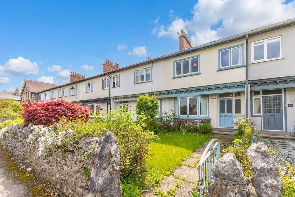 Property photo 1 of 34