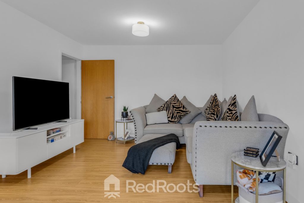 Property photo 2 of 14 4860462