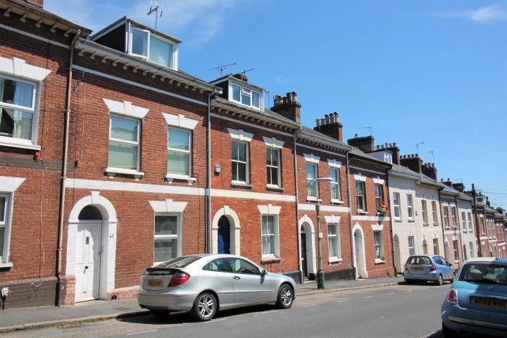 Property photo 1 of 7